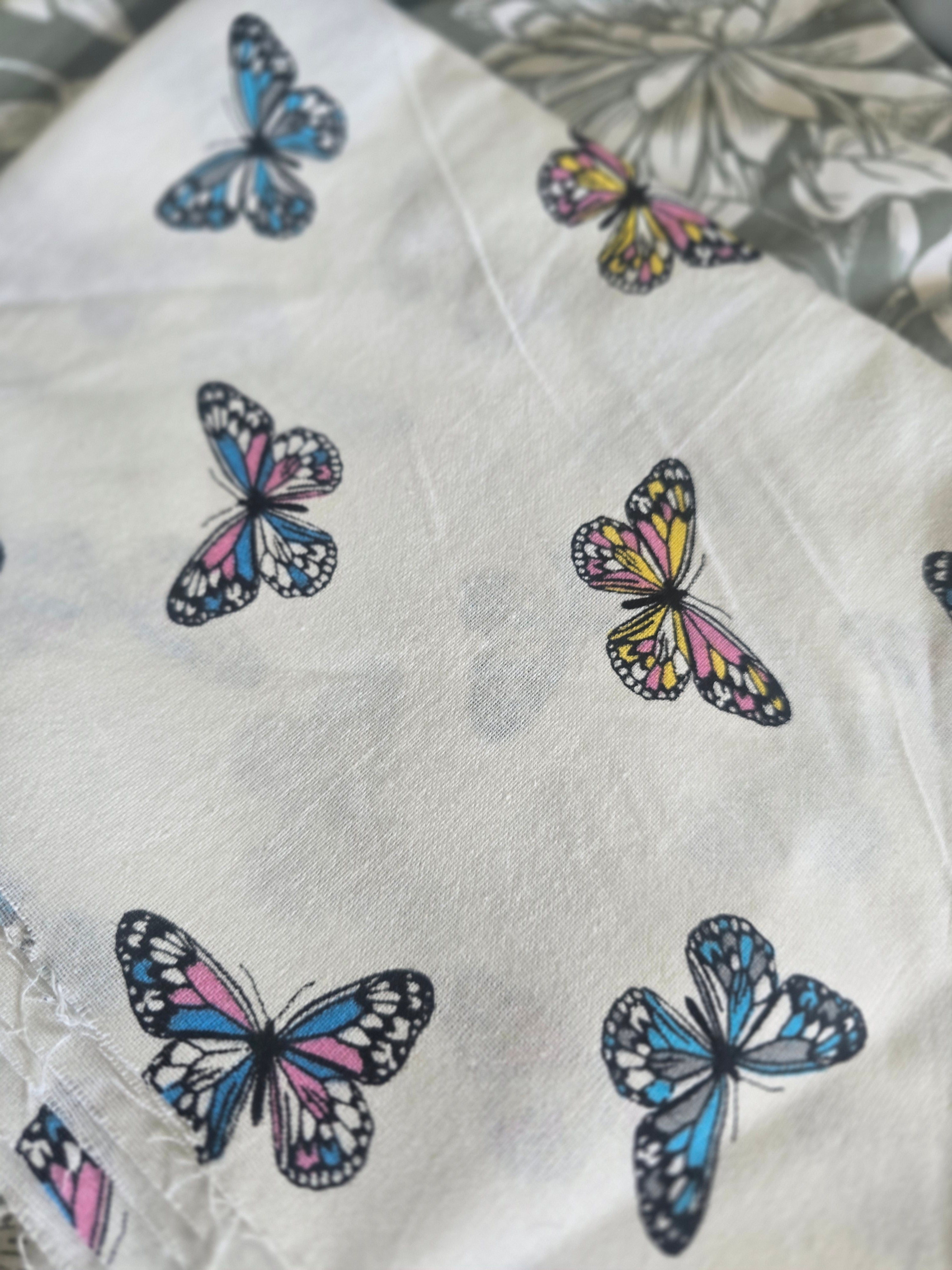 Reversible Doggy Bandana